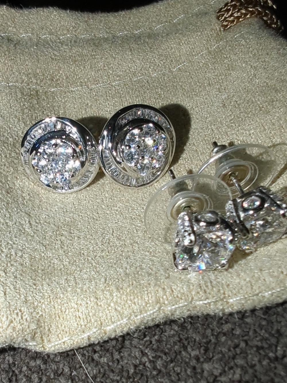 Sterling Silver Clear CZ Round Stud Earrings - Sparkling White